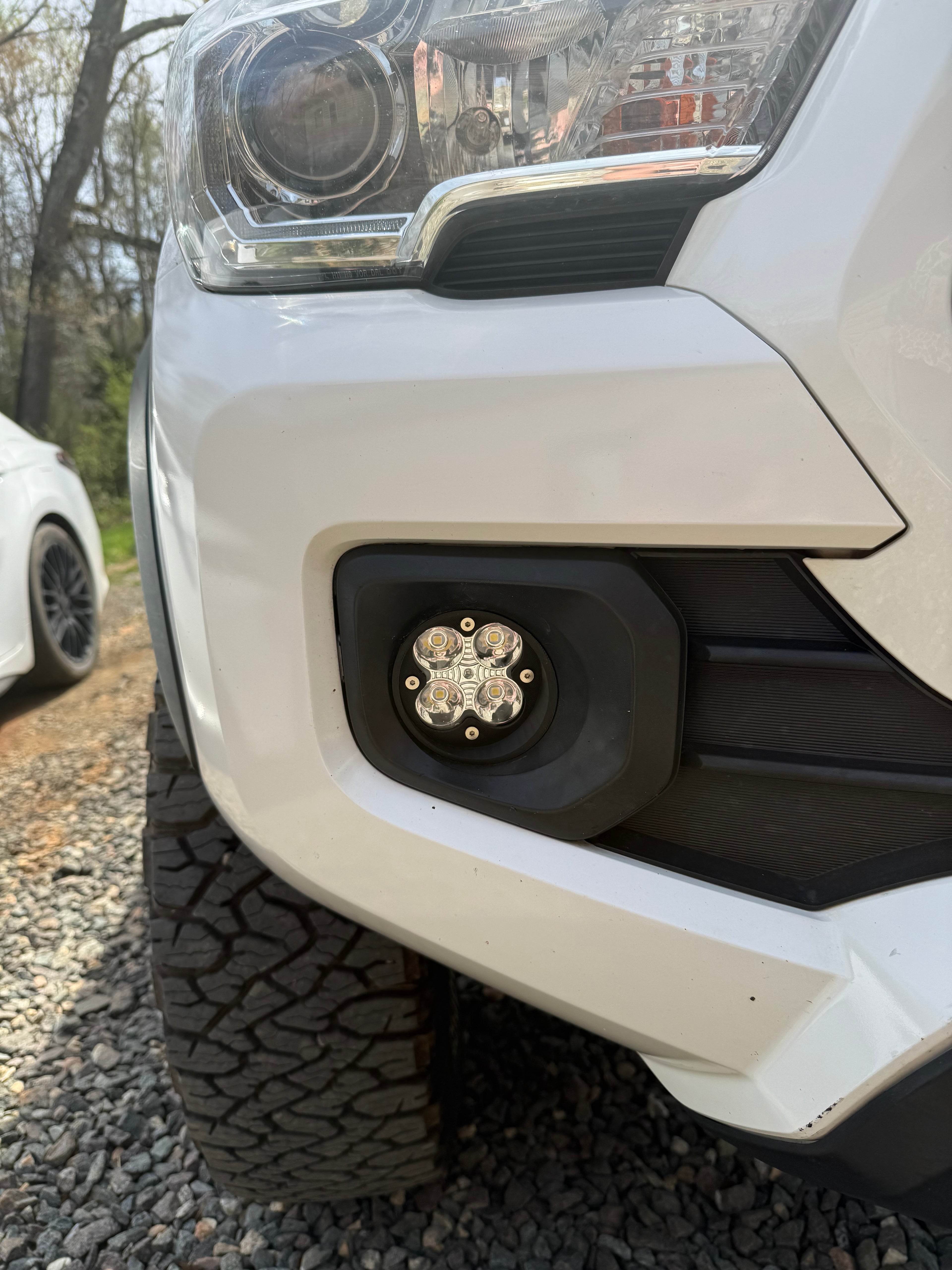 Black/Clear Fog Light Kit 2016–2023 Toyota Tacoma