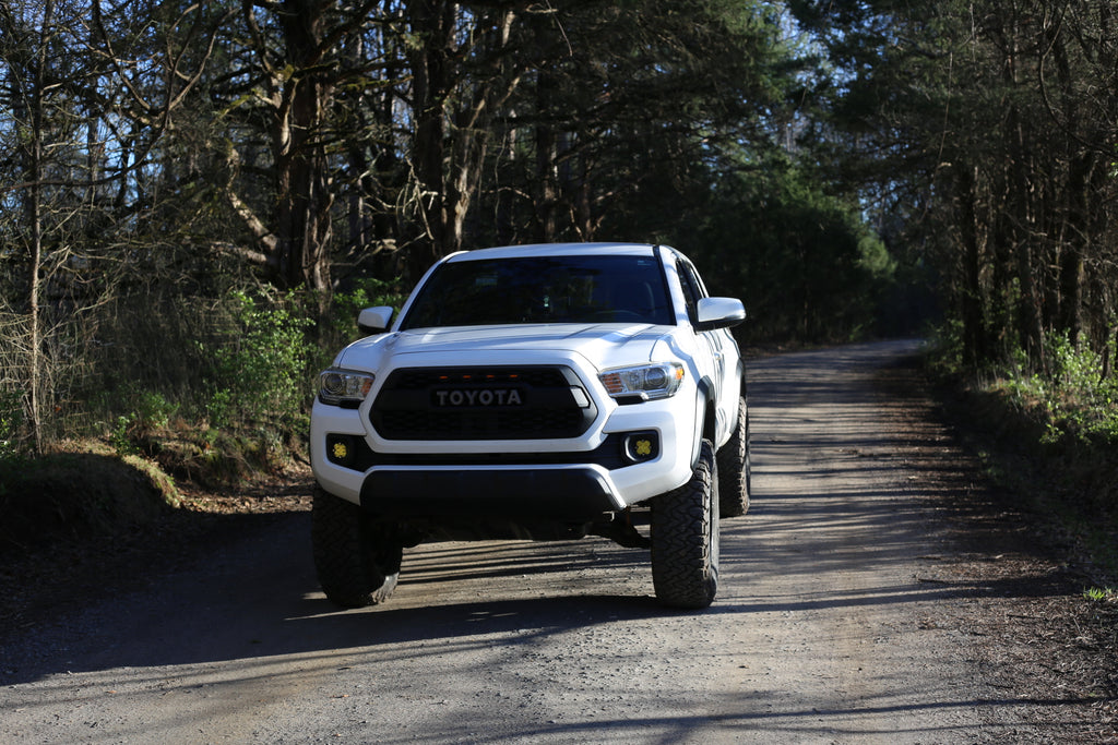 Black/Amber Fog Light Kit 2016–2023 Toyota Tacoma
